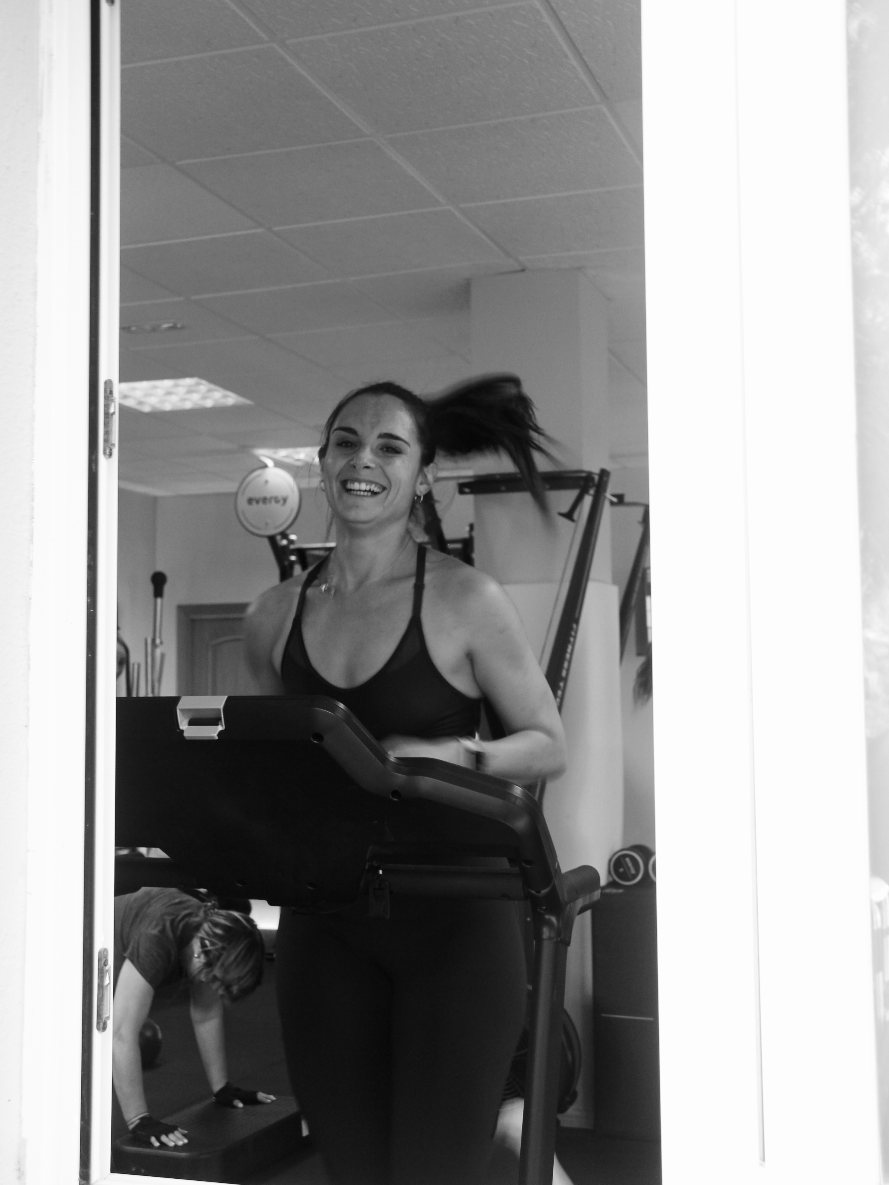 Si empiezas la semana entrenando, es imposible que vaya mal o sino que se lo digan a Raquel, que viene así de feliz a entrenar 🤗